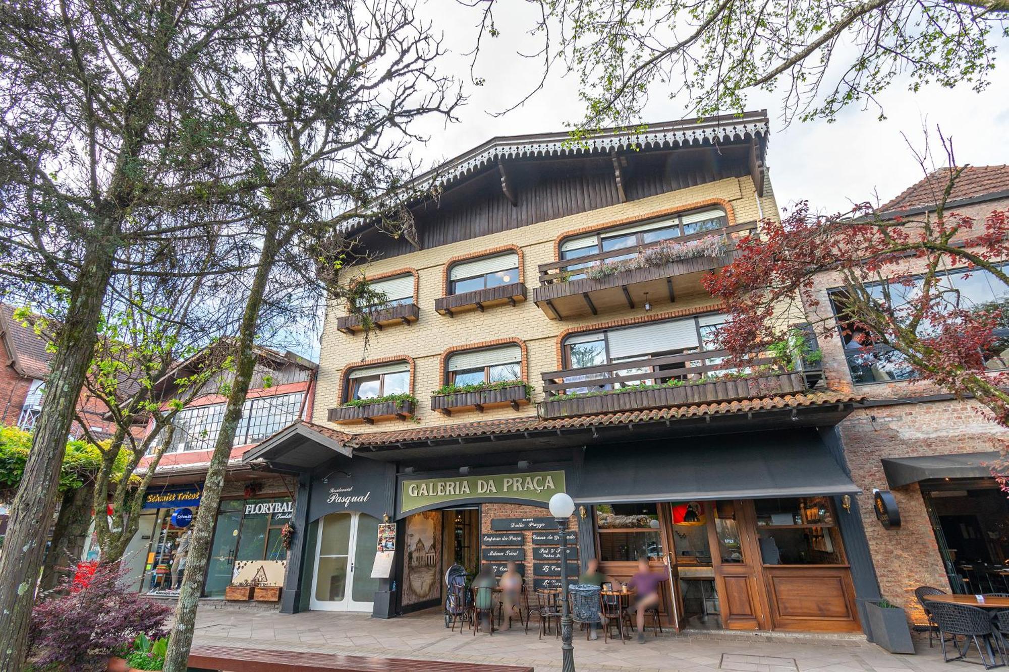 3 Quartos Na Mais Incrivel Localizacao De Gramado Luaran gambar
